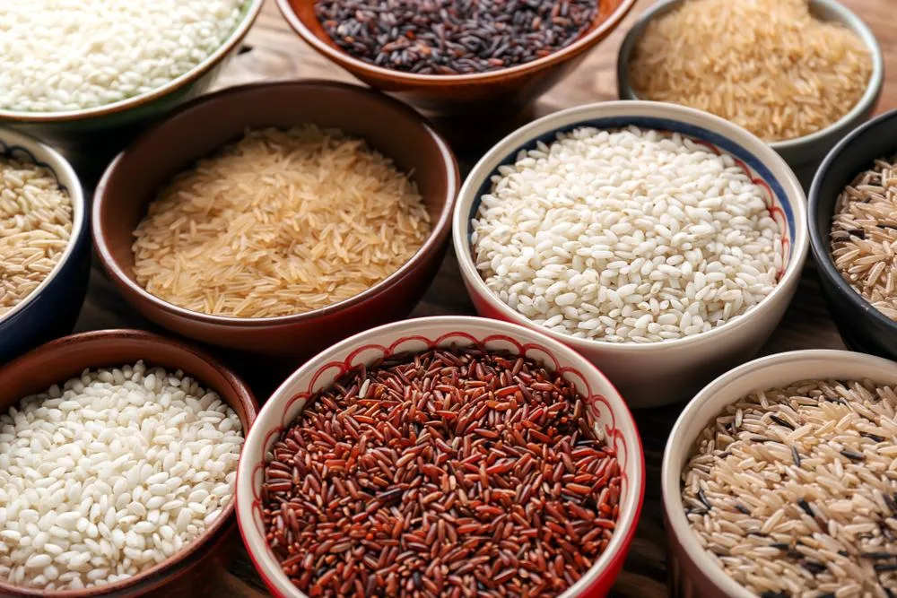 Whole grains are high in fiber, meaning they will keep you feeling full for longer